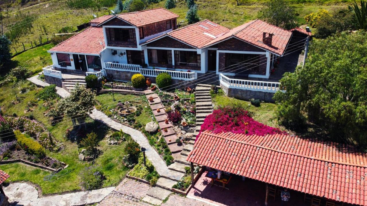 Villa Patty Tibasosa Exterior foto